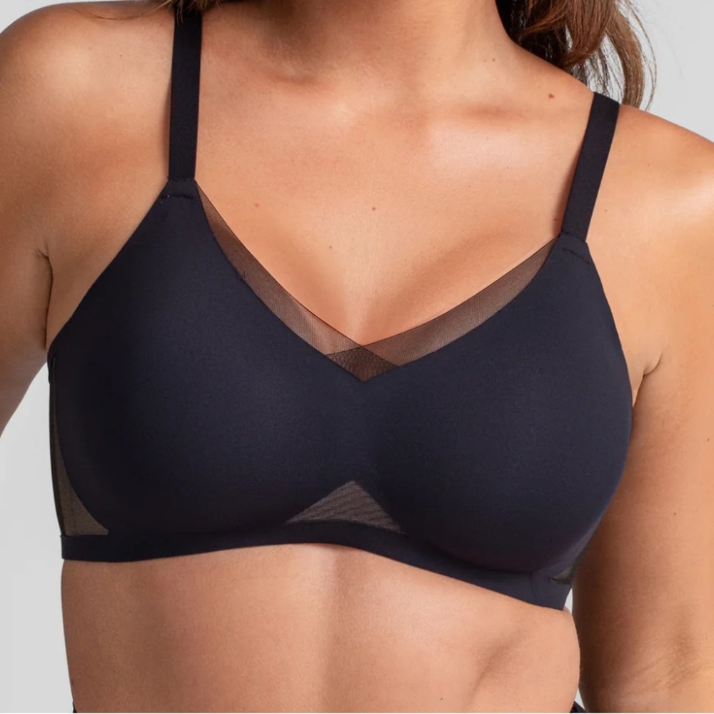 Honeylove - Set of 3 Black and Sand  Seamless Bras - Picture 2 of 13